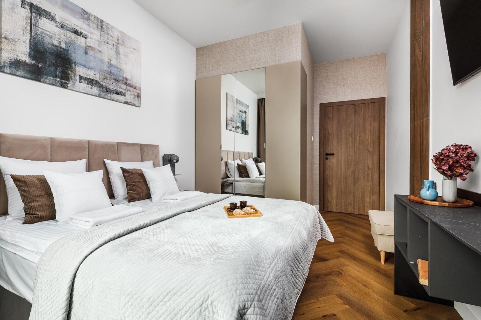 City Center - Walowa I Popieluszki By Apartmore Gdańsk Exterior foto
